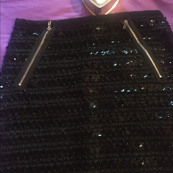 Sequin mini skirt - Picture 3 of 4